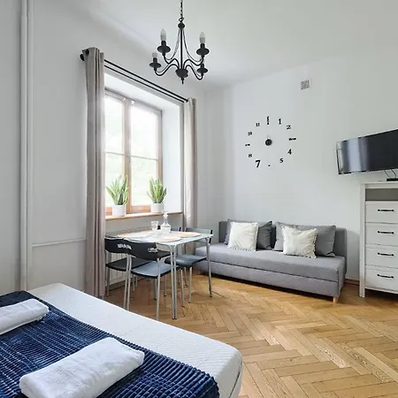 Urban Nest - Marszalkowska 140