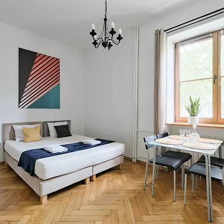 Urban Nest - Marszalkowska 140 Варшава